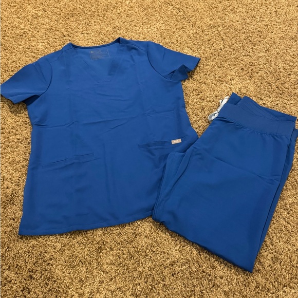 Figs Scrub Set - Picture 3 of 6